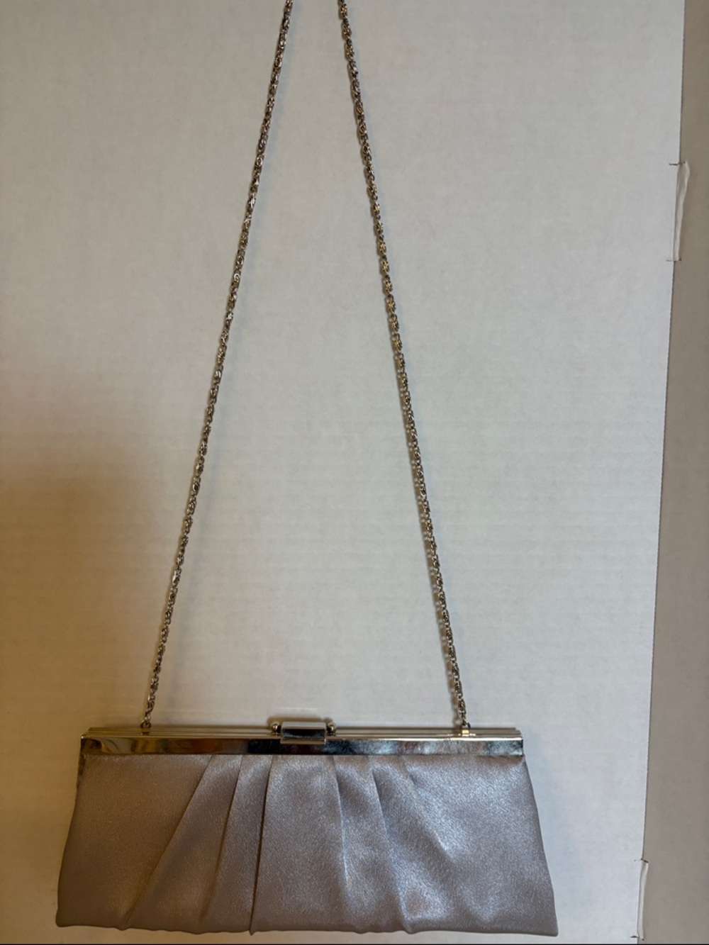 Elegant Silver Evening Clutch with Chain Strap GUNNE SAX